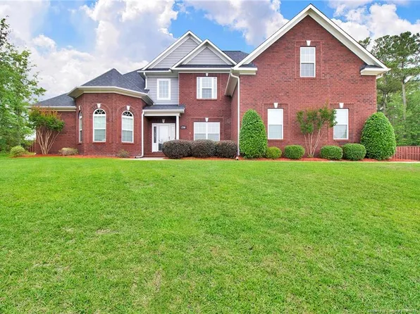 2708 Meadowmont Ln, Fayetteville, NC 28306