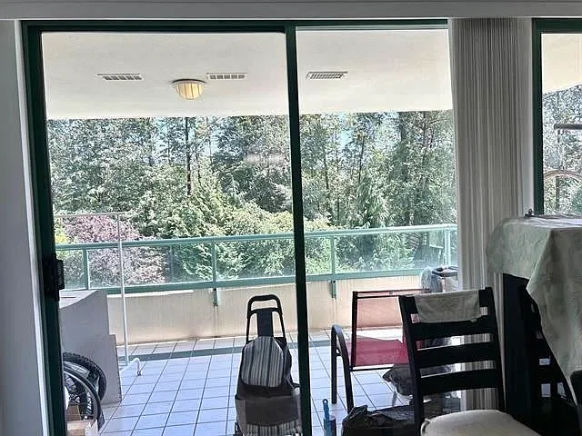 2 bed, 1315 sqft, $5,200 — Photo 4