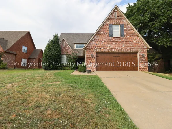 8703 E 95th Pl, Tulsa, OK 74133