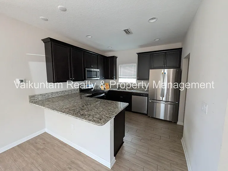 100 Golden Fern Dr — Photo 6