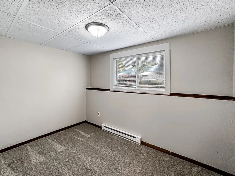 111 Cottonwood St #12 — Photo 7