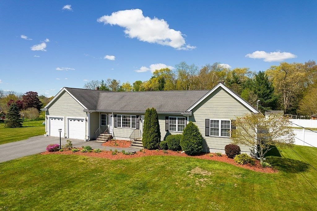 570 Williams St, Dighton, MA 02715 Zillow