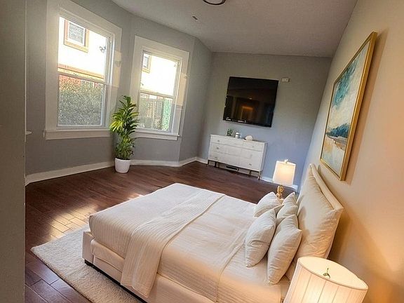 2nd image of 1214 Whalley Ave #1