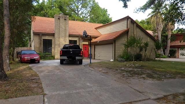 1st image of 7651 Athlone Dr