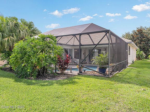 4th image of 309 Sandhurst Dr