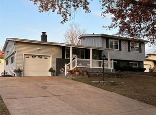 4731 Sweet Spring Ct, Saint Louis, MO 63128