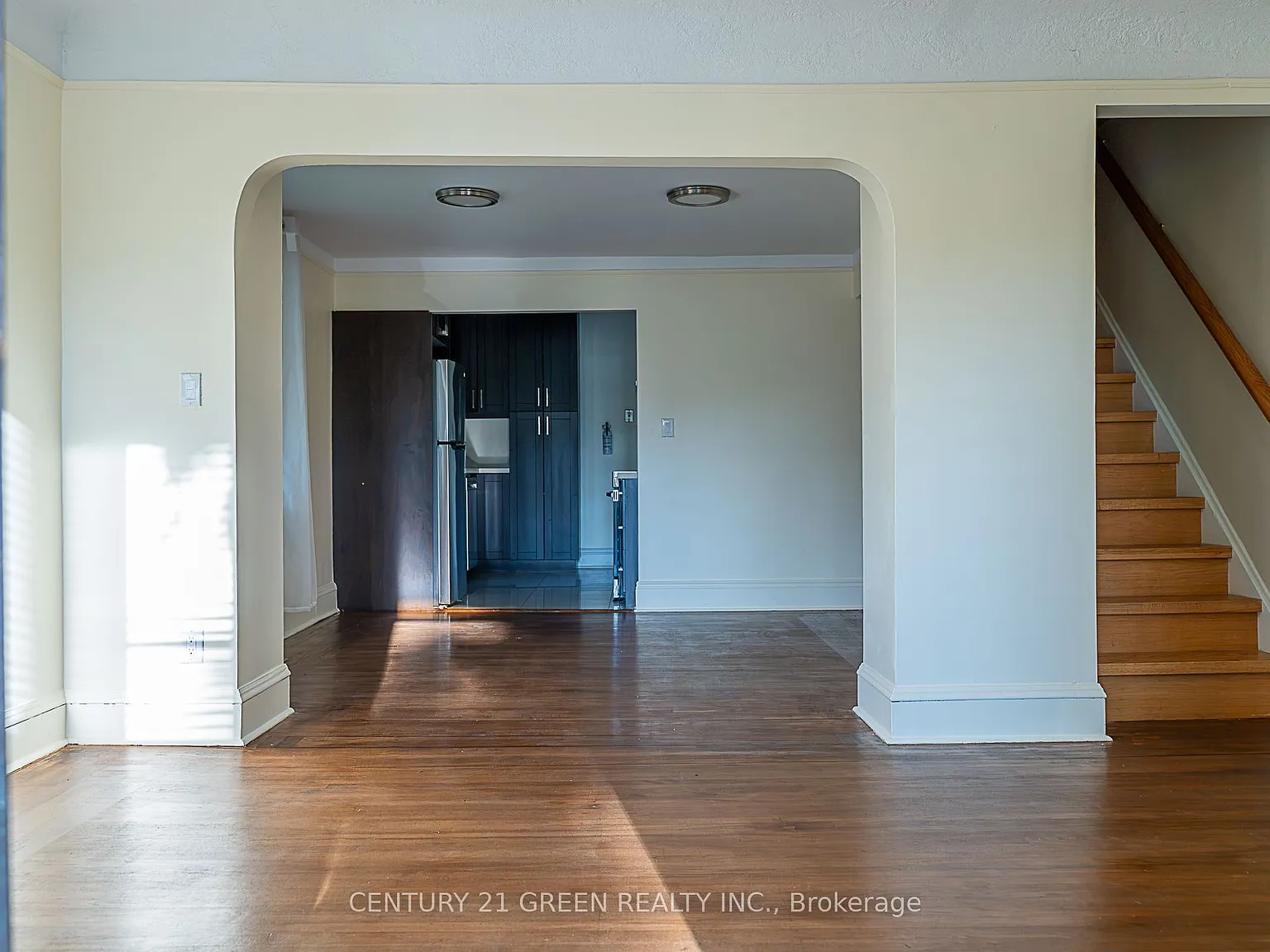 4 bed, $2,900 — Photo 3