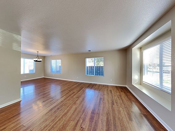 5th image of 1771 Brianna Ave