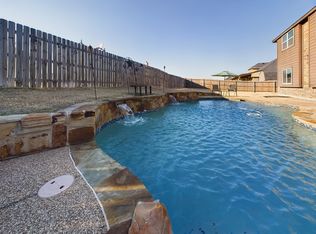 741 Mill Pond Dr, Midlothian, TX 76065