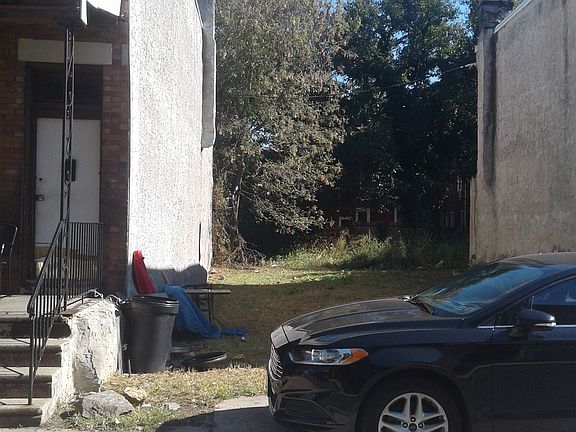 2nd image of 3643 N Camac St