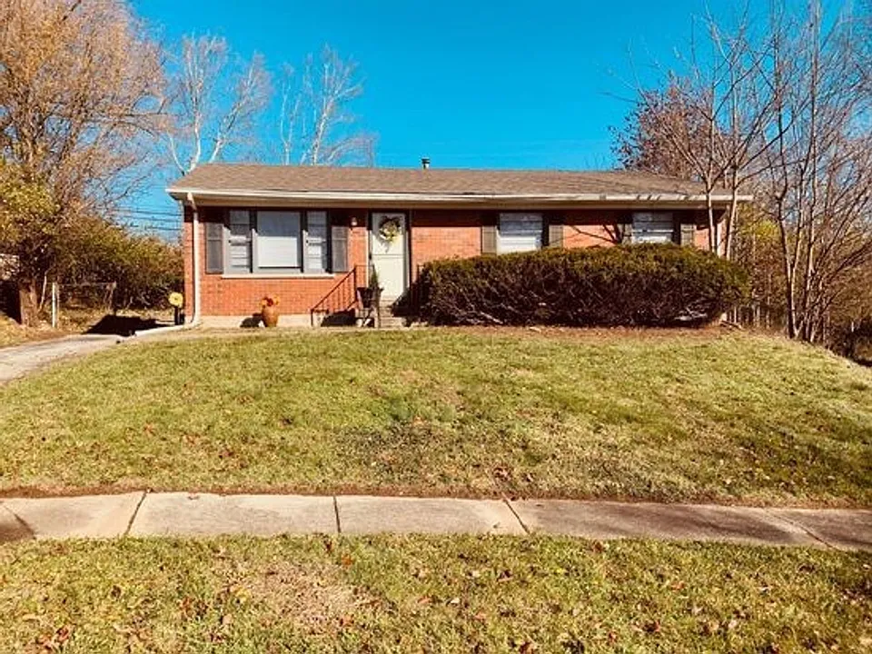 2457 Mirahill Dr
