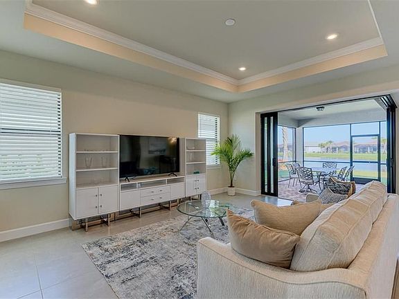 5th image of 18023 Waterville Pl