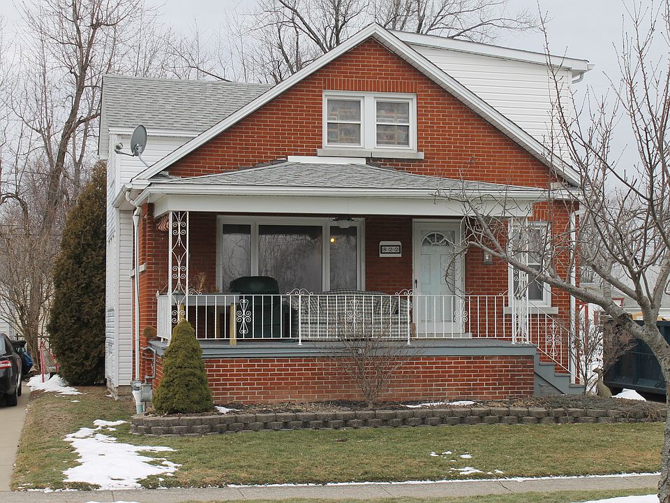 1st image of 822 Parker Blvd