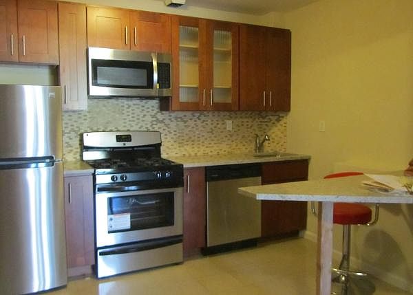 2nd image of 202 E 110th St APT 6B