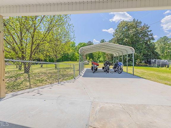 5th image of 2487 Jaudon Rd