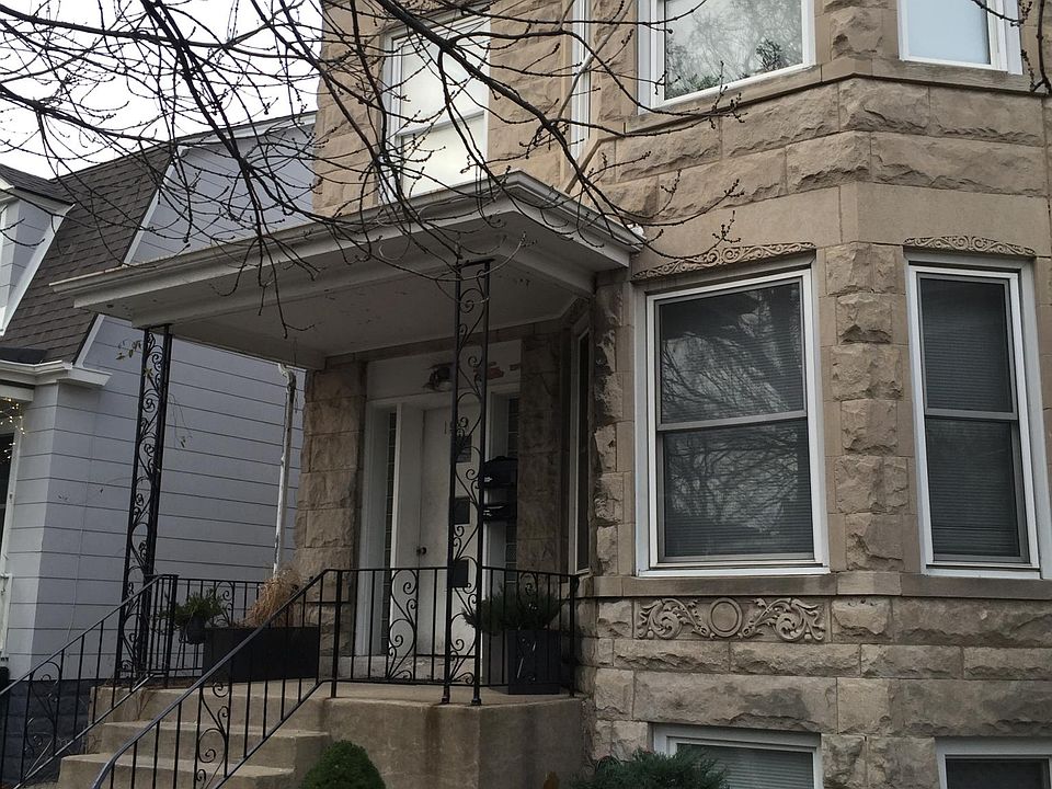 1st image of 1948 W Farragut Ave