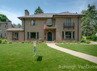 857 Floral Ave SE, East Grand Rapids, MI 49506