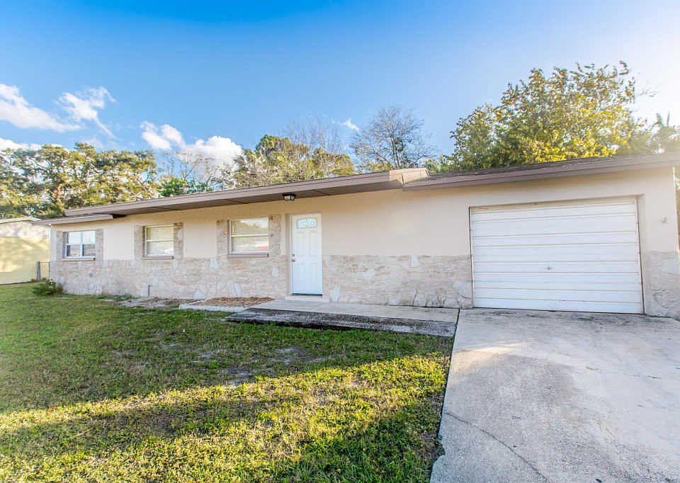 1st image of 55 River Cliff Ln