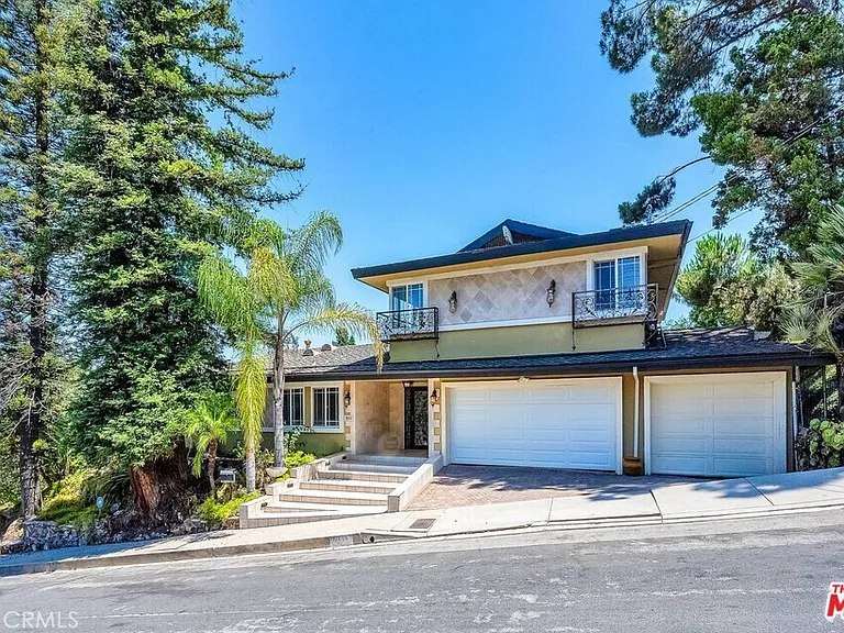 3446 Alginet Dr — Photo 4