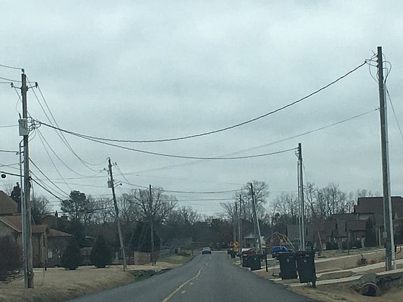 5th image of 242 Yarbrough Rd