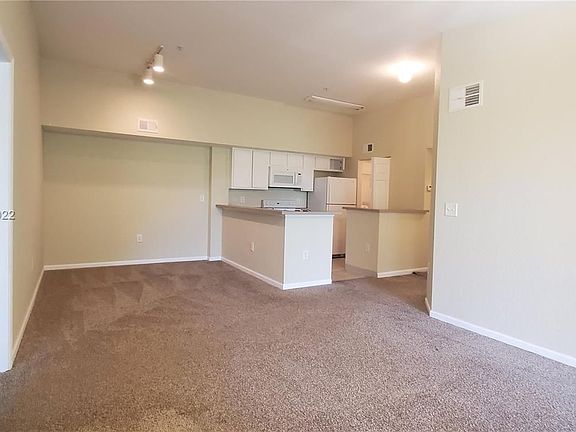 3rd image of 171 SW Palm Dr APT 306