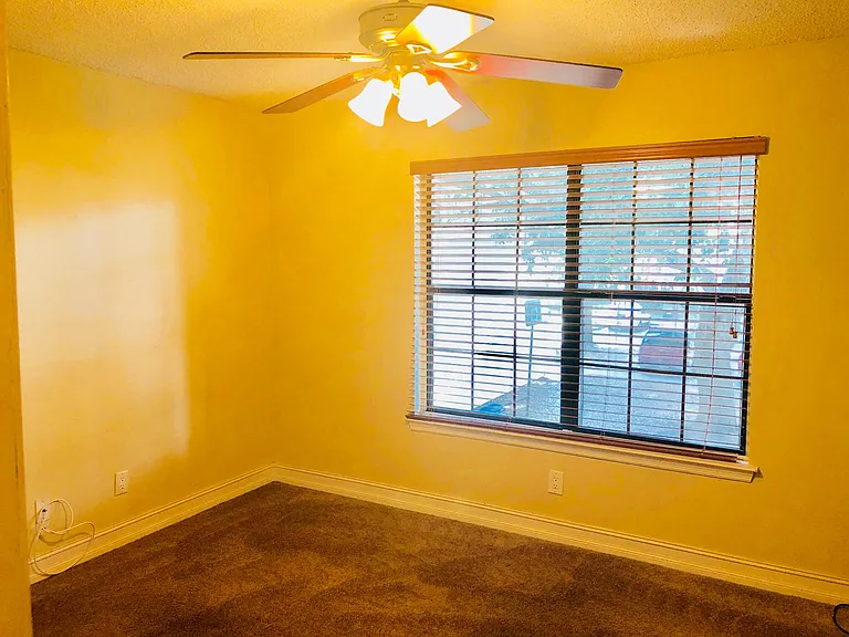 2302 Maki Rd — Photo 6