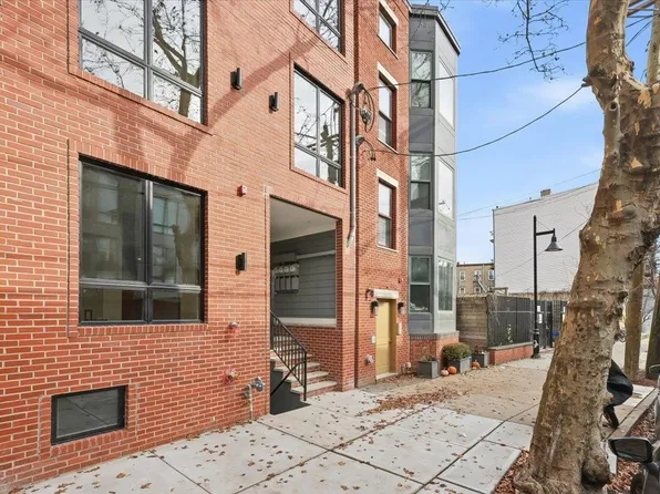 392 1st Street image 25 of 33