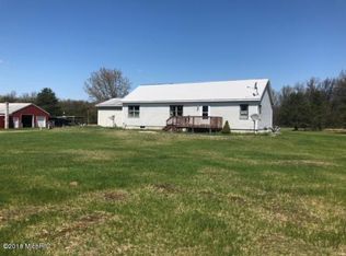 3602 W 10 1/2 Mile Rd, Irons, MI 49644