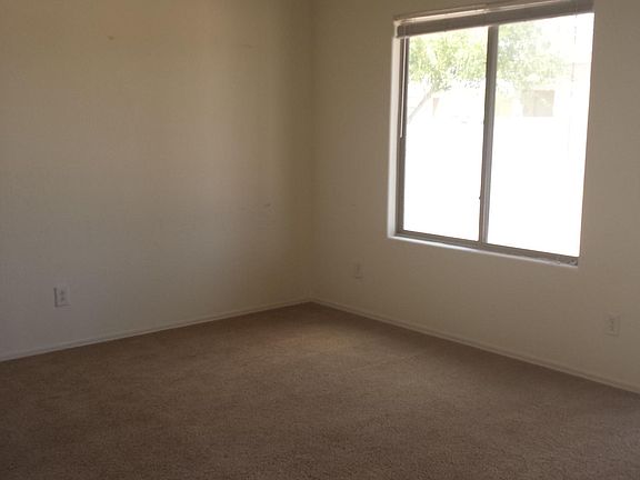 2nd image of 1686 E Alameda Pl
