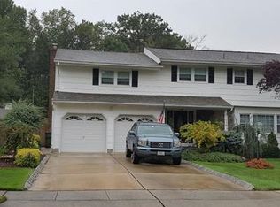 10 Rhode St, Sayreville, NJ 08872