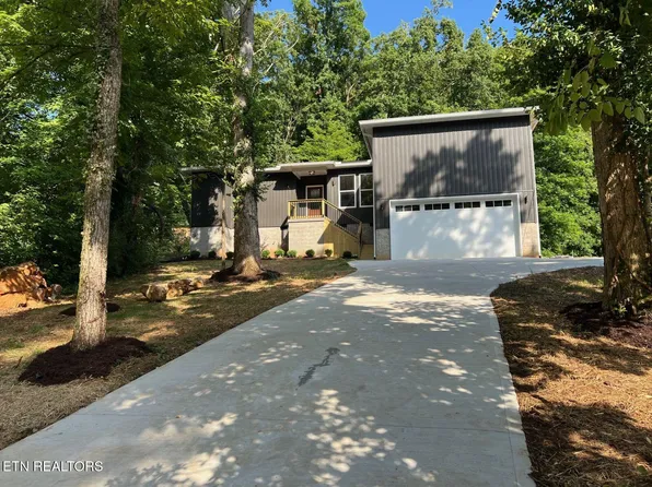 110 Stone Rd, Knoxville, TN 37920