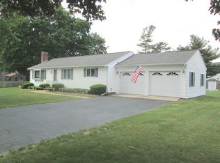 87 Cherry St, Middleboro, MA 02346
