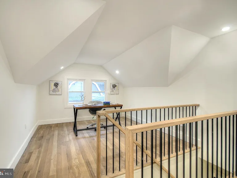 123 Park Ave — Photo 24