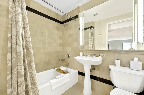 Sold by Nest Seekers International | media 12