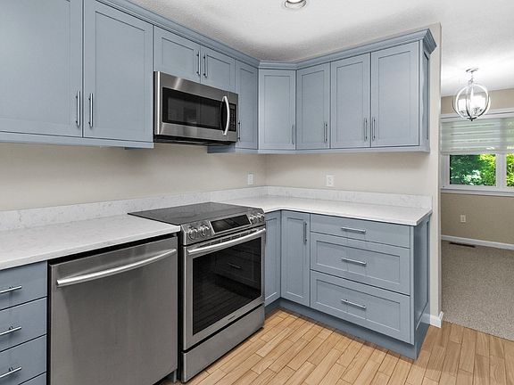 5th image of 33 Bishops Forest Dr Unit 33