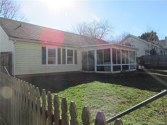 3rd image of 8001 Glencannon Dr