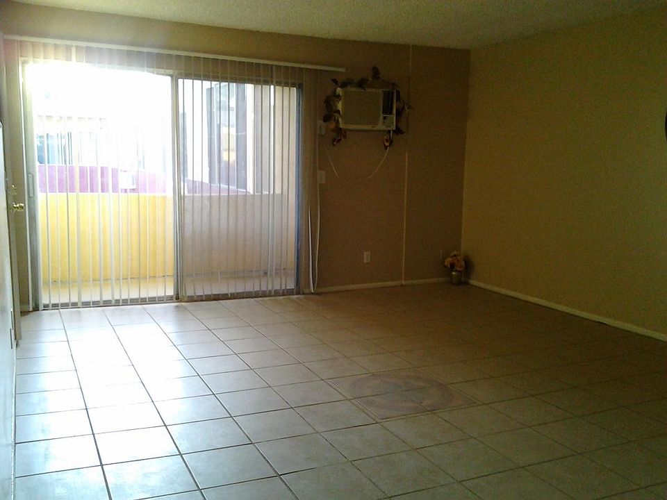 2nd image of 15424 Chase St APT 4