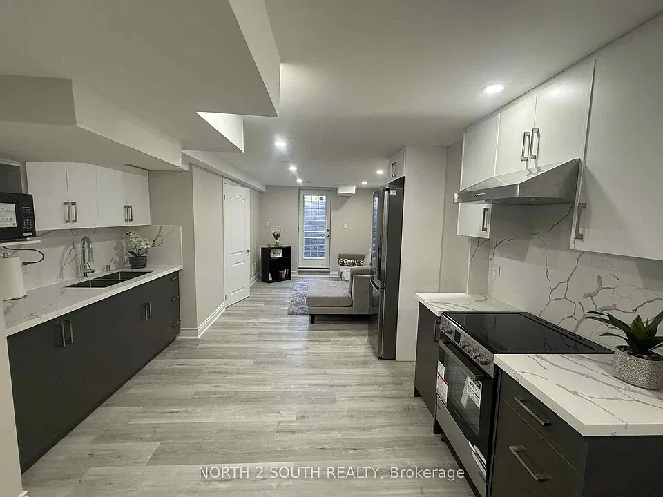 88 Telegraph Dr #BASEMENT
