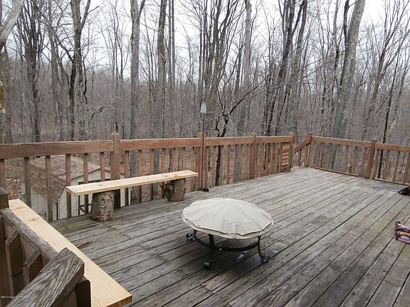 2nd image of 861 Country Place Dr