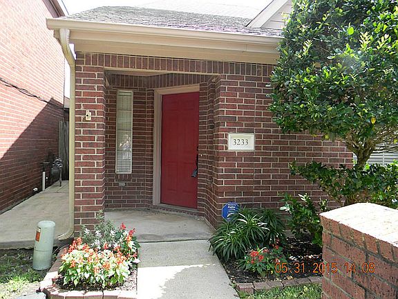 3rd image of 3233 Continental Dr
