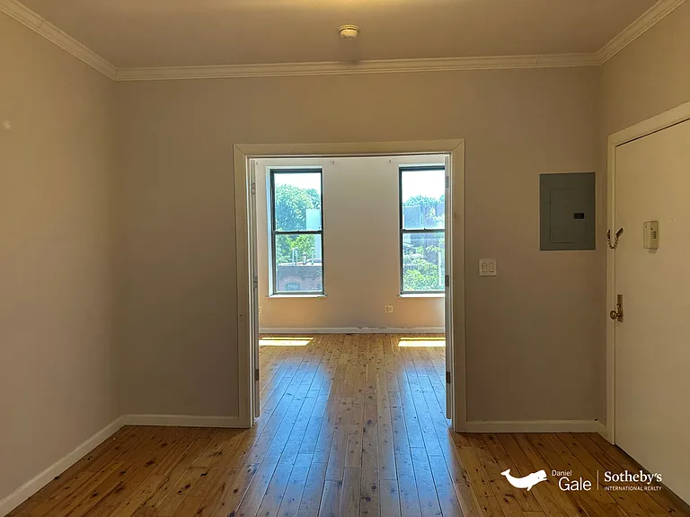 400 5th Ave #3 — Photo 3