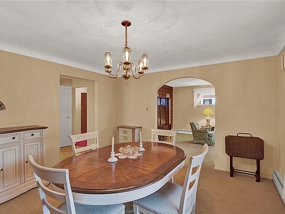 5th image of 622 Sewickley St