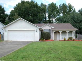 3502 Village Green Dr, Bryant, AR 72022