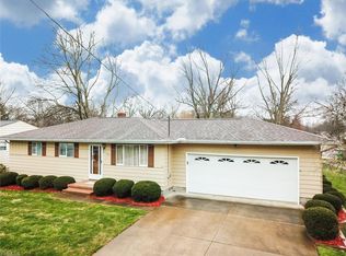 165 Lindsey Rd, Munroe Falls, OH 44262