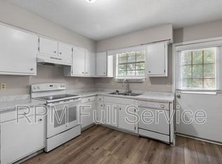 4426 Central Valley Dr, Hermitage, TN 37076