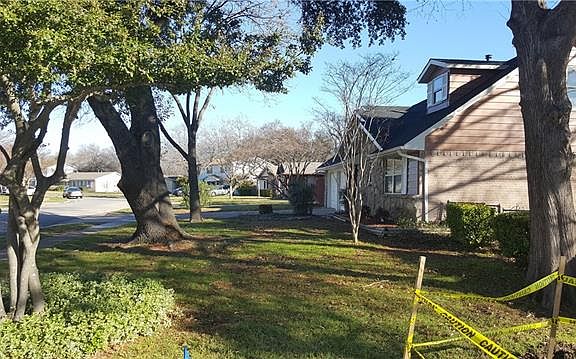 3rd image of 4300 Live Oak Dr
