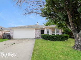 6413 Riverwater Trl, Fort Worth, TX 76179