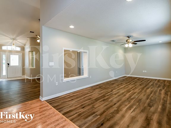 4th image of 15105 Greater Groves Blvd