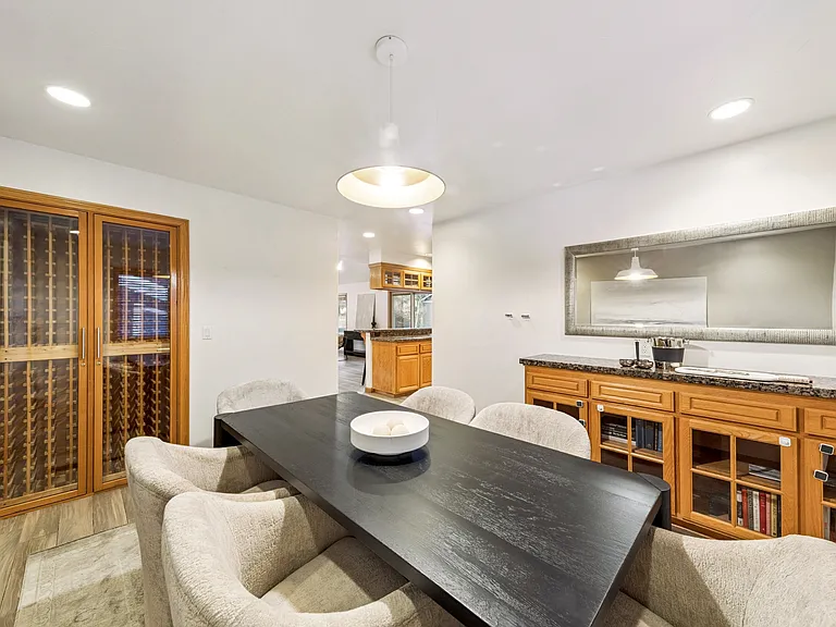 926 Tanglewood Dr — Photo 15