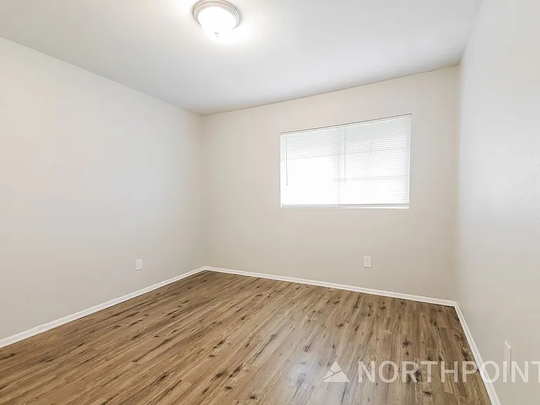 2722 Spiceberry Ln — Photo 12